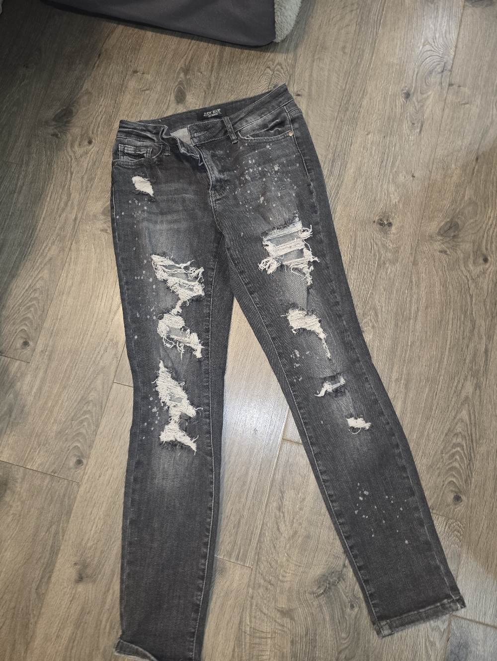 Judy Blue Black Gray Women's Skinny Jeans - Ripped Paint-Splatter Style 3/26
